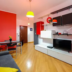  Apartamento Tortona Italia